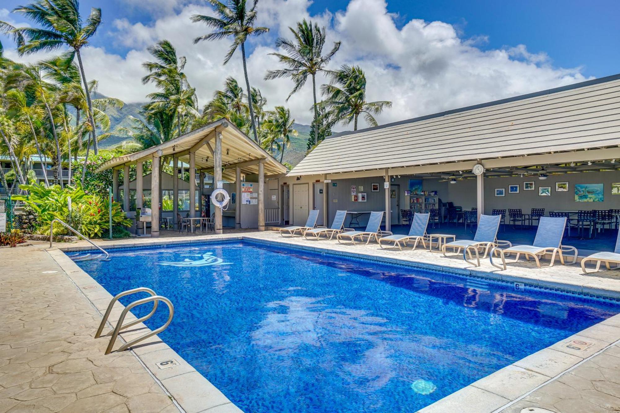With Private Lanai And Ocean Views!
